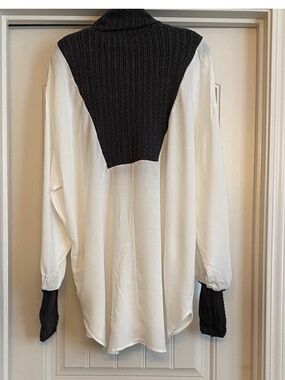 Zara Gray and White Tunic Top with Knit Detail